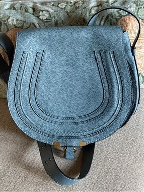 Rare! Chloe Large Crossbody Saddle Bag in Blue with Gold Hardware EUC